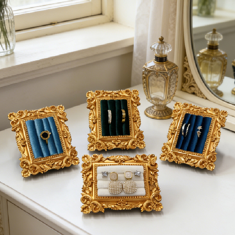 Vintage Picture Frame Ring Dis - Resin Art Alphabet recension och pris