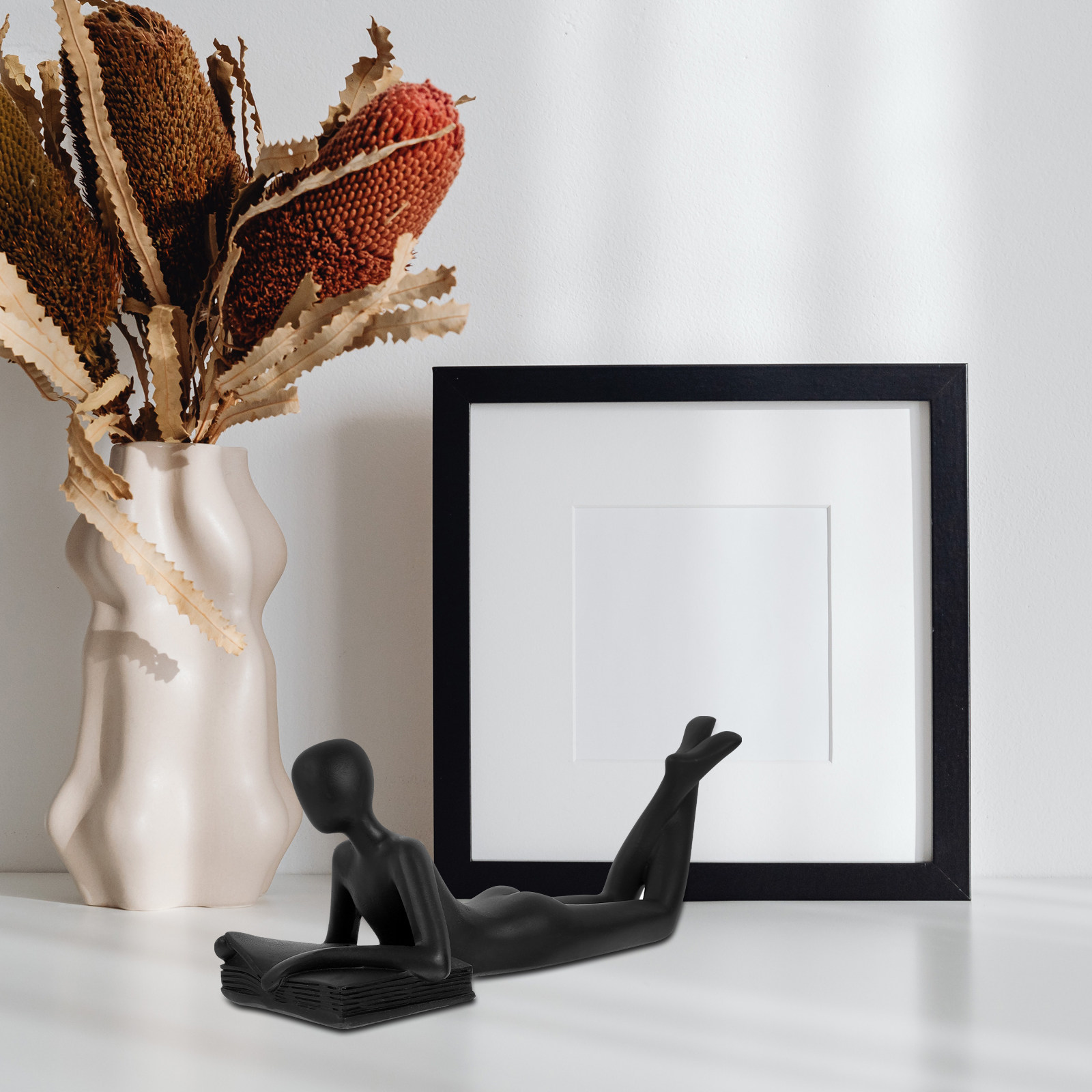 Thinker Resin Statue Abstract  - Resin Art Studio recension och pris