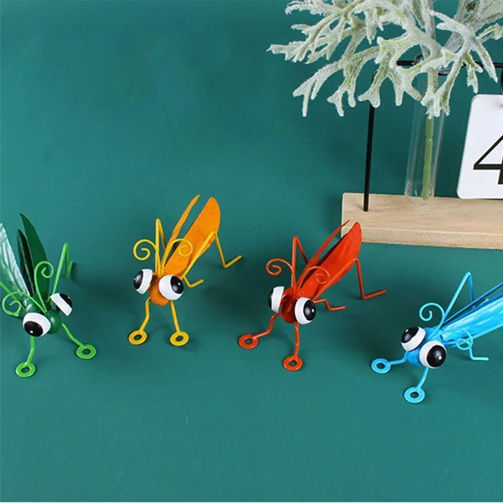 Garden Cute Metal Grasshopper  - Resin Art Tree recension och pris