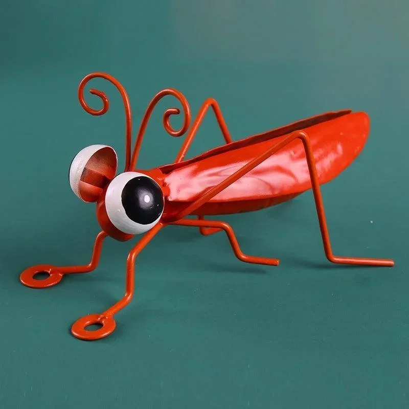 Garden Cute Metal Grasshopper  - Resin Art Tree recension och pris