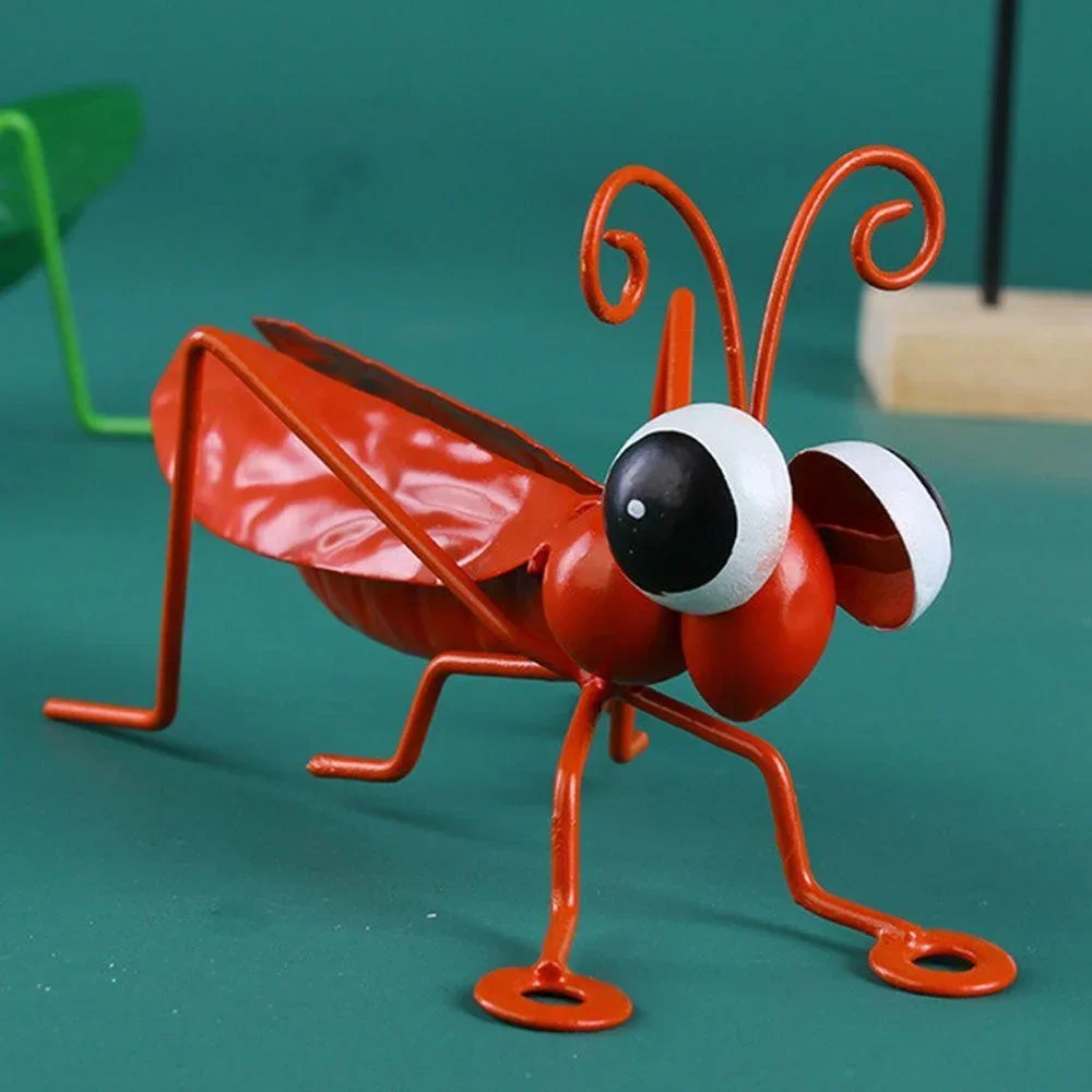 Garden Cute Metal Grasshopper  - Resin Art Tree recension och pris