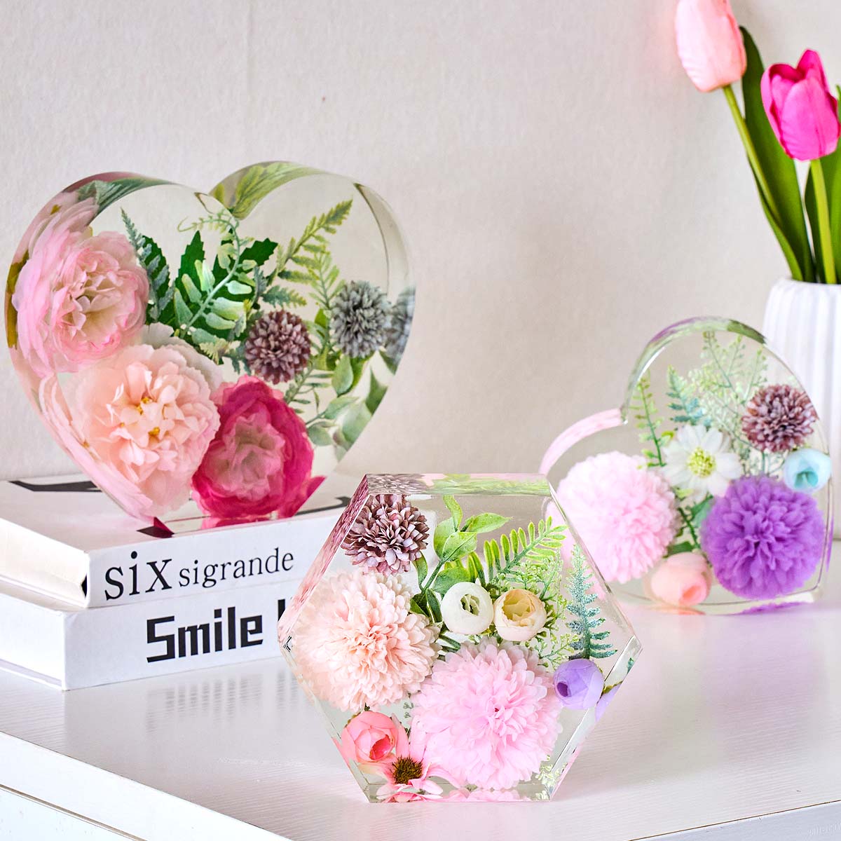 Heart Hexagon Ornament Bookend - Resin Art Heart recension och pris